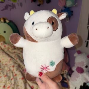 8” cow hugmee squishmallow